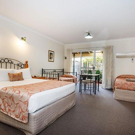 Nelsons Of Bridgetown Hotel Luaran gambar