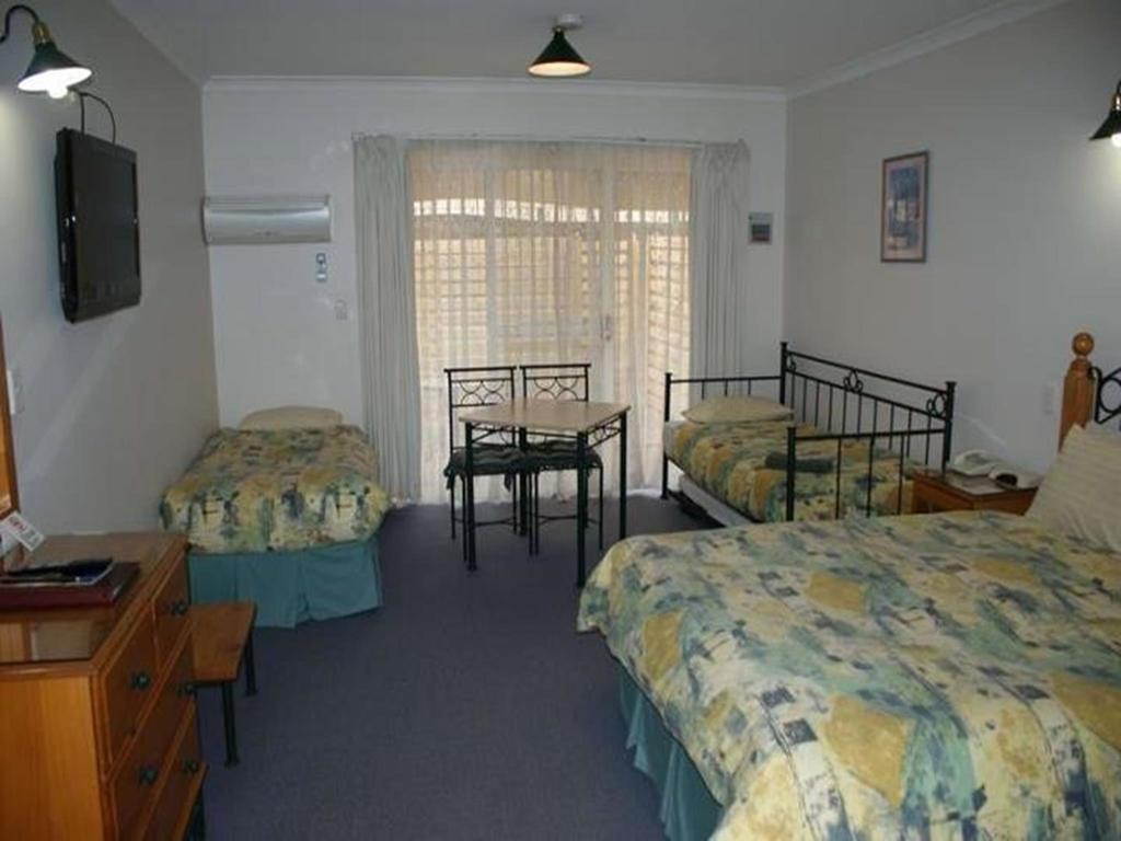 Nelsons Of Bridgetown Hotel Bilik gambar